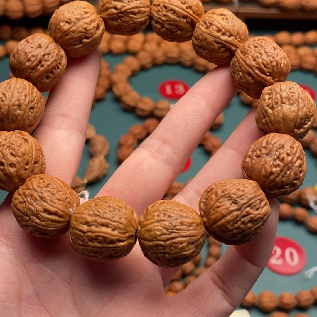 文玩核桃手串20尺寸麒麟纹