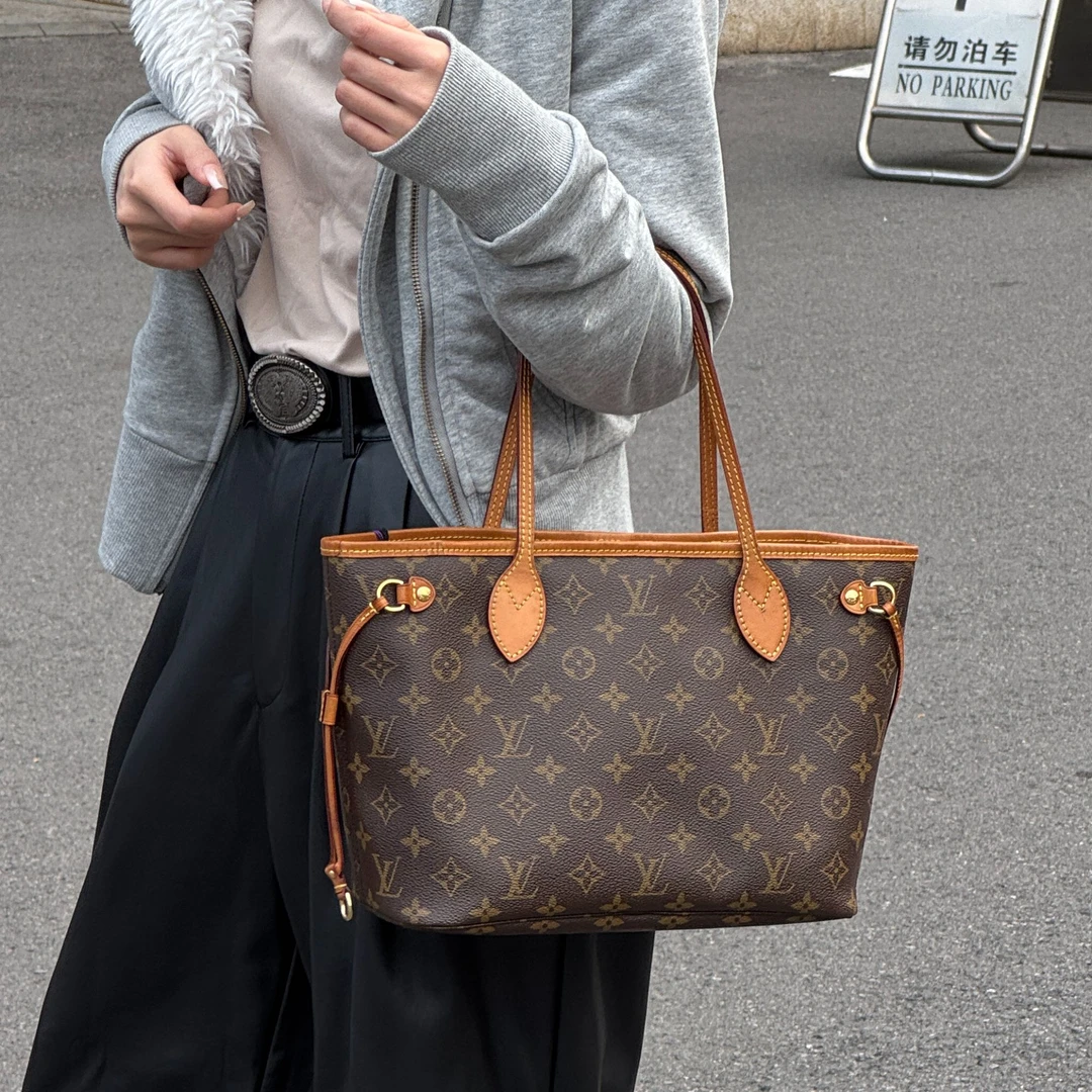 95新 LouisVuitton/路易威登 14804046 neverfull小号玫红色