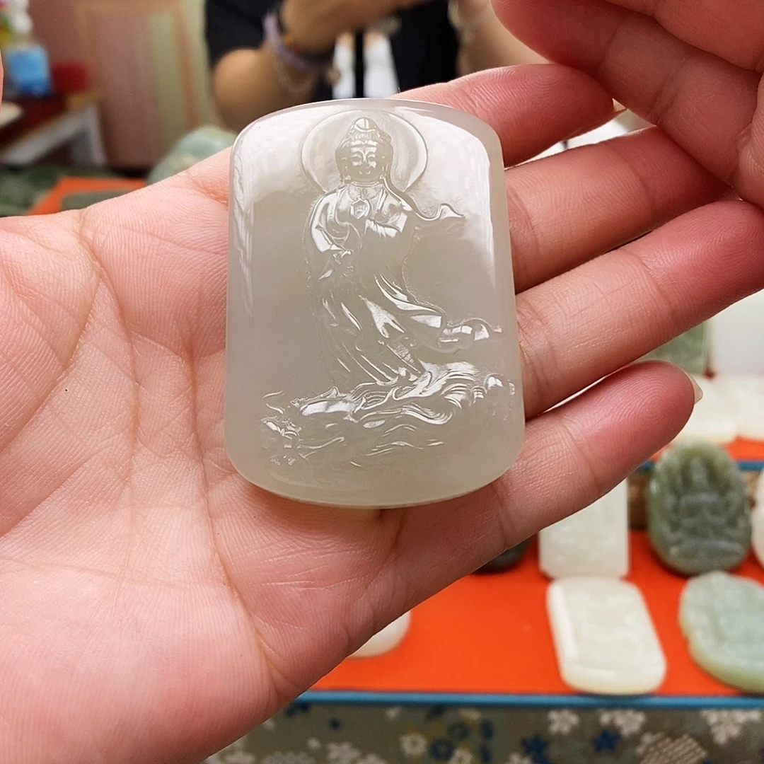 颈饰未镶嵌和田玉韩*