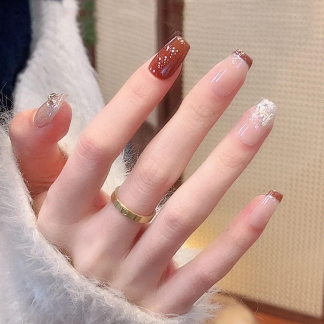 米哩米手工穿戴甲新款轻奢碎钻法式高颜值焦糖棕美甲贴片冰咖碎金