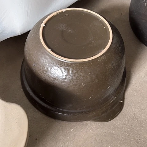 微瑕，明火，口径22高度10无盖，2L