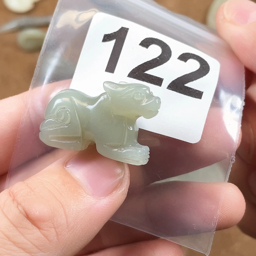 和田玉（糖玉）未镶嵌颈饰