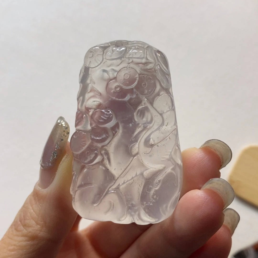 石英质玉未镶嵌颈饰