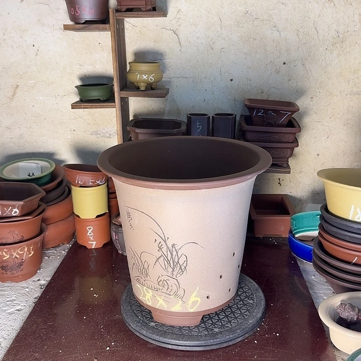 紫砂花盆，手工制作