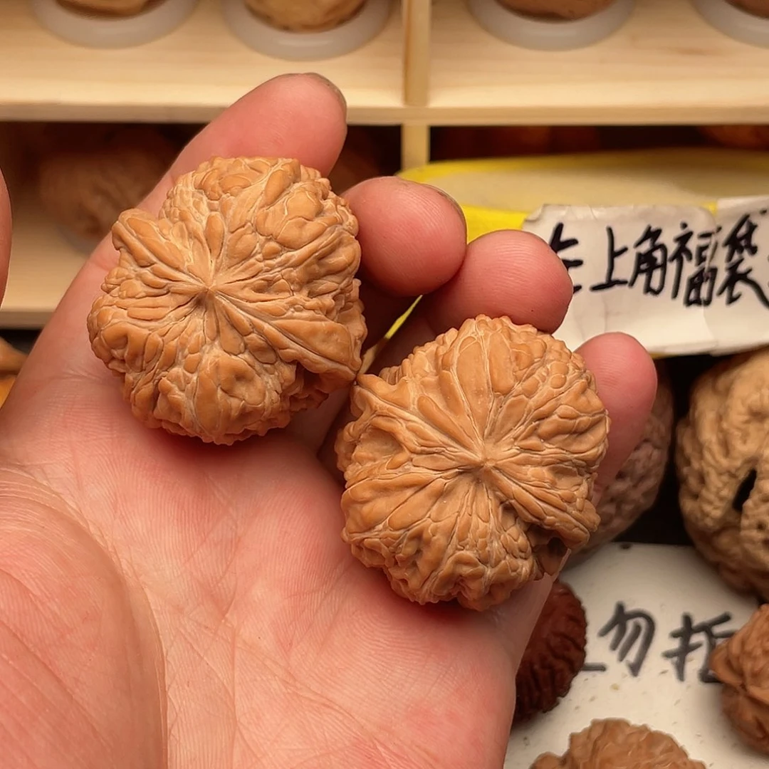 文玩核桃吊坠梦**始闷墩
