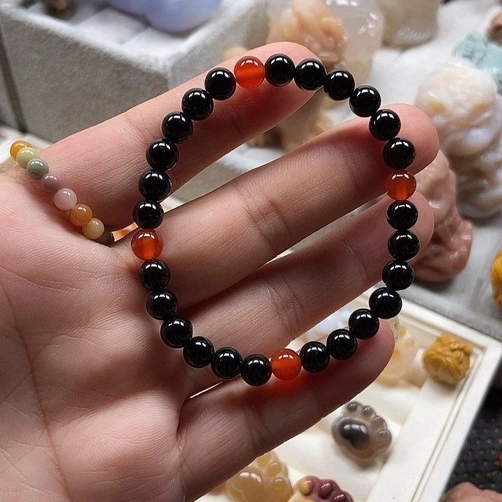 未镶嵌颈饰玛瑙/玉髓
