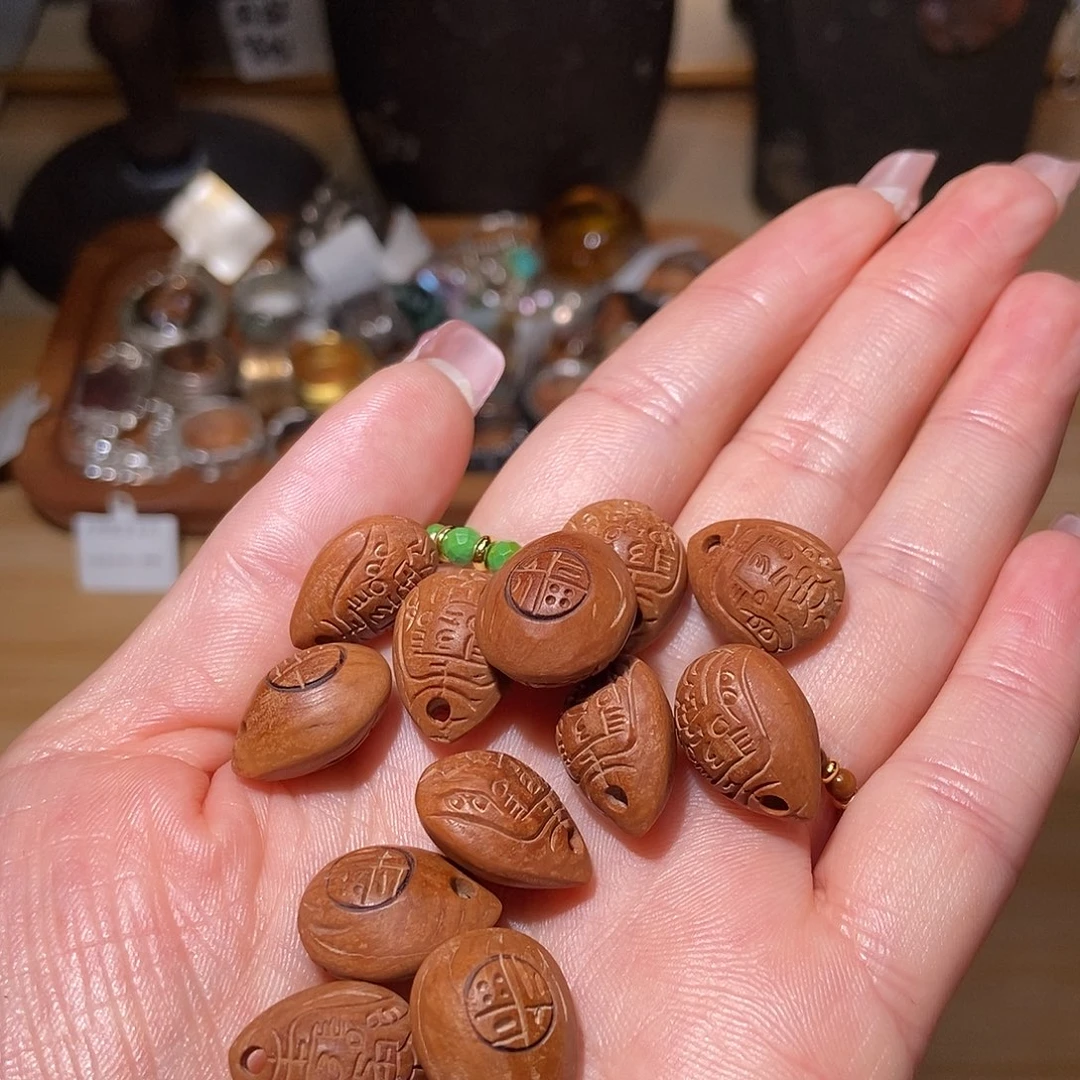 【闪购商品】翡翠未镶嵌颈饰我