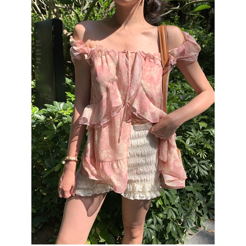 施薇靓 夏日蜜语 重工浪漫百搭蕾丝边女法式气质短裤