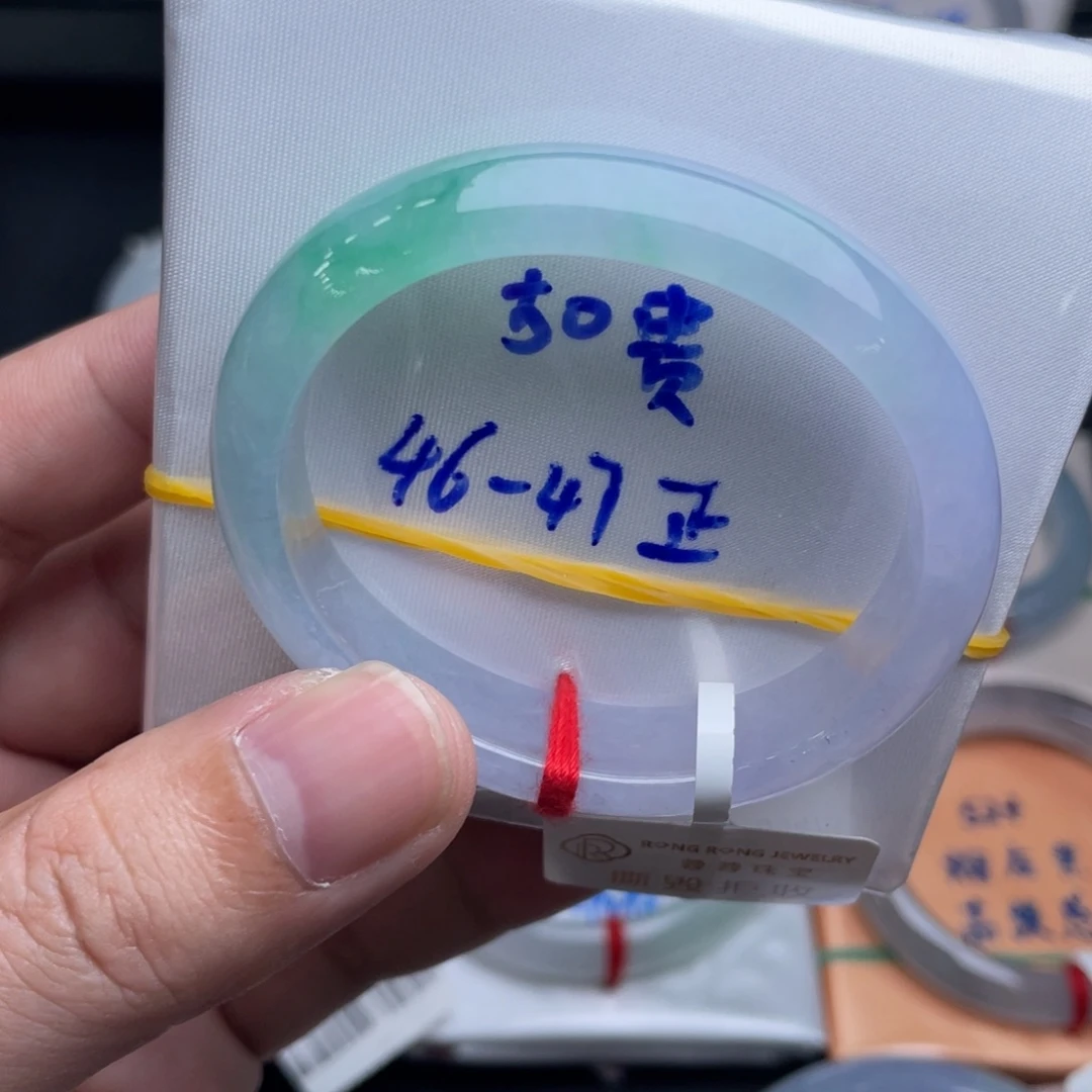 翡翠未镶嵌手镯翡翠手镯