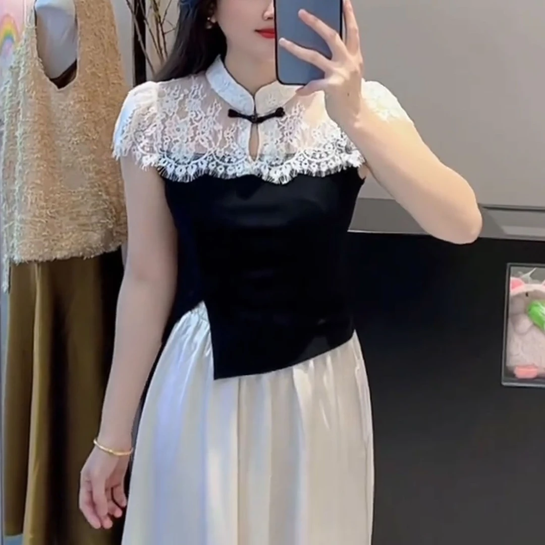 新中式时尚蕾丝拼接短袖T恤2026夏季新款设计感修身显瘦开叉上衣