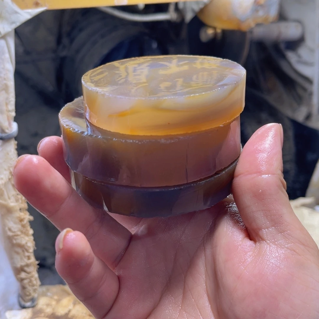 可***心定制玛瑙手镯工费