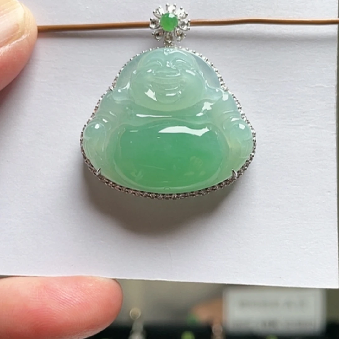 【闪购商品】吊坠(不含链)18K金镶嵌翡翠