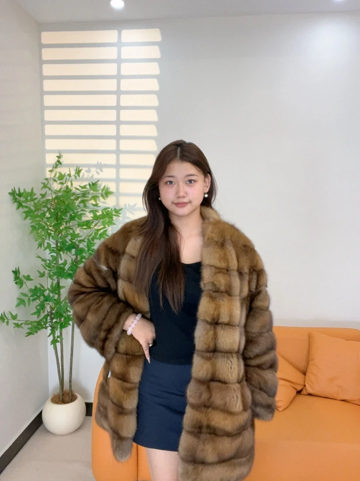 2025新款进口水貂整貂俄罗斯貂复古金V领80cm中长款女装外套