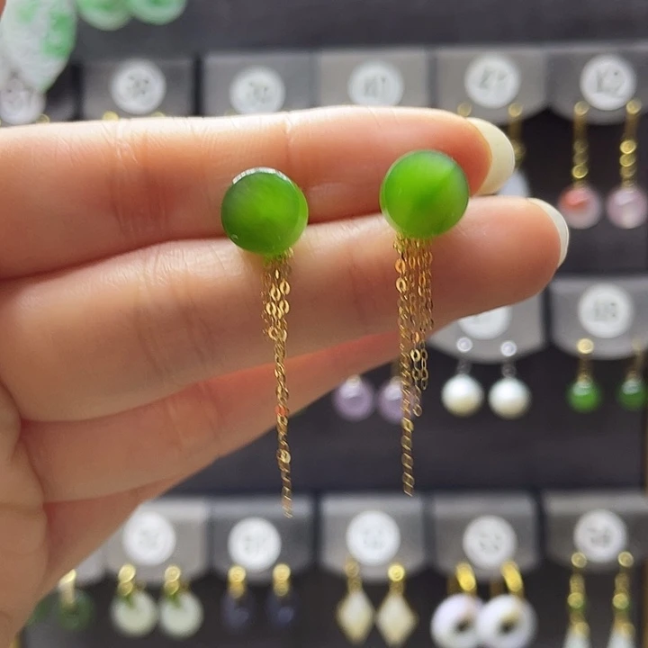 和田玉18K金镶嵌耳饰