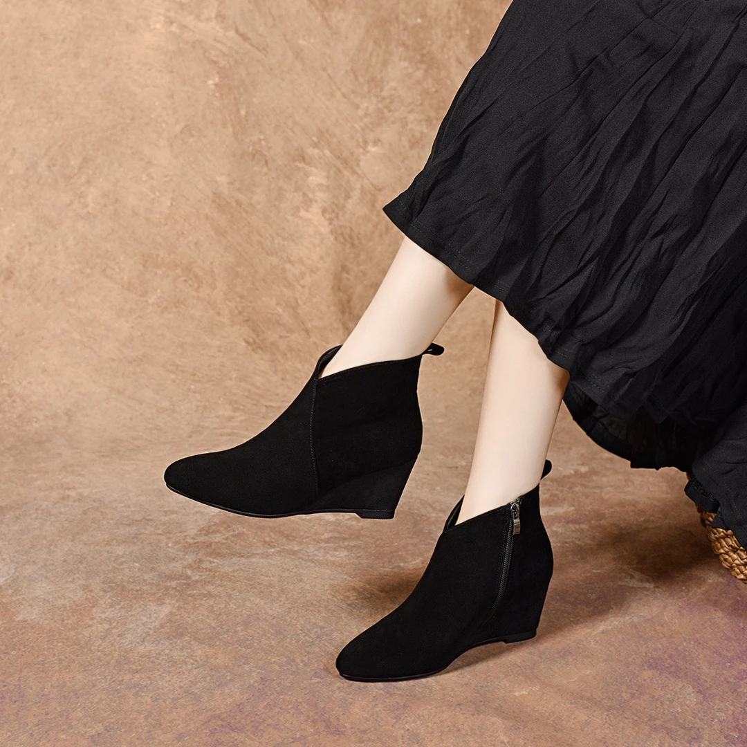 尖头新款厚底短靴秋冬磨砂绒面高跟鞋加绒百搭女靴真皮爆款马丁靴