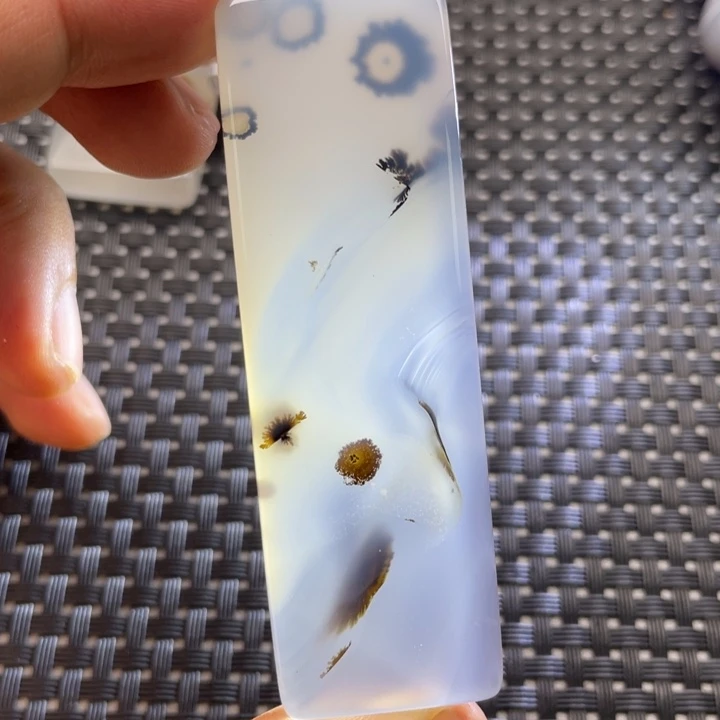 未镶嵌颈饰玛瑙/玉髓妖*玖