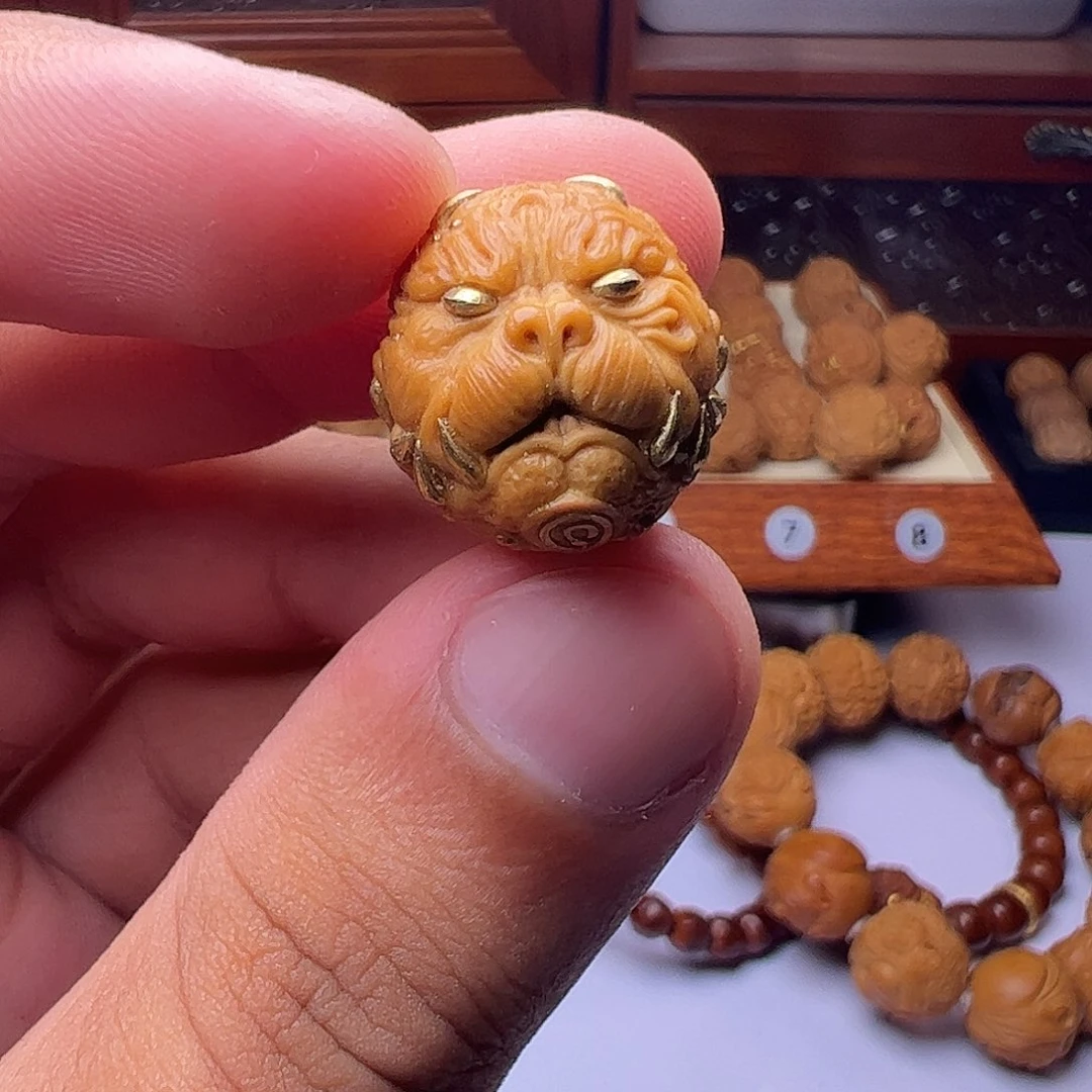 吊坠猴头核桃精工满镶嵌狗王福利