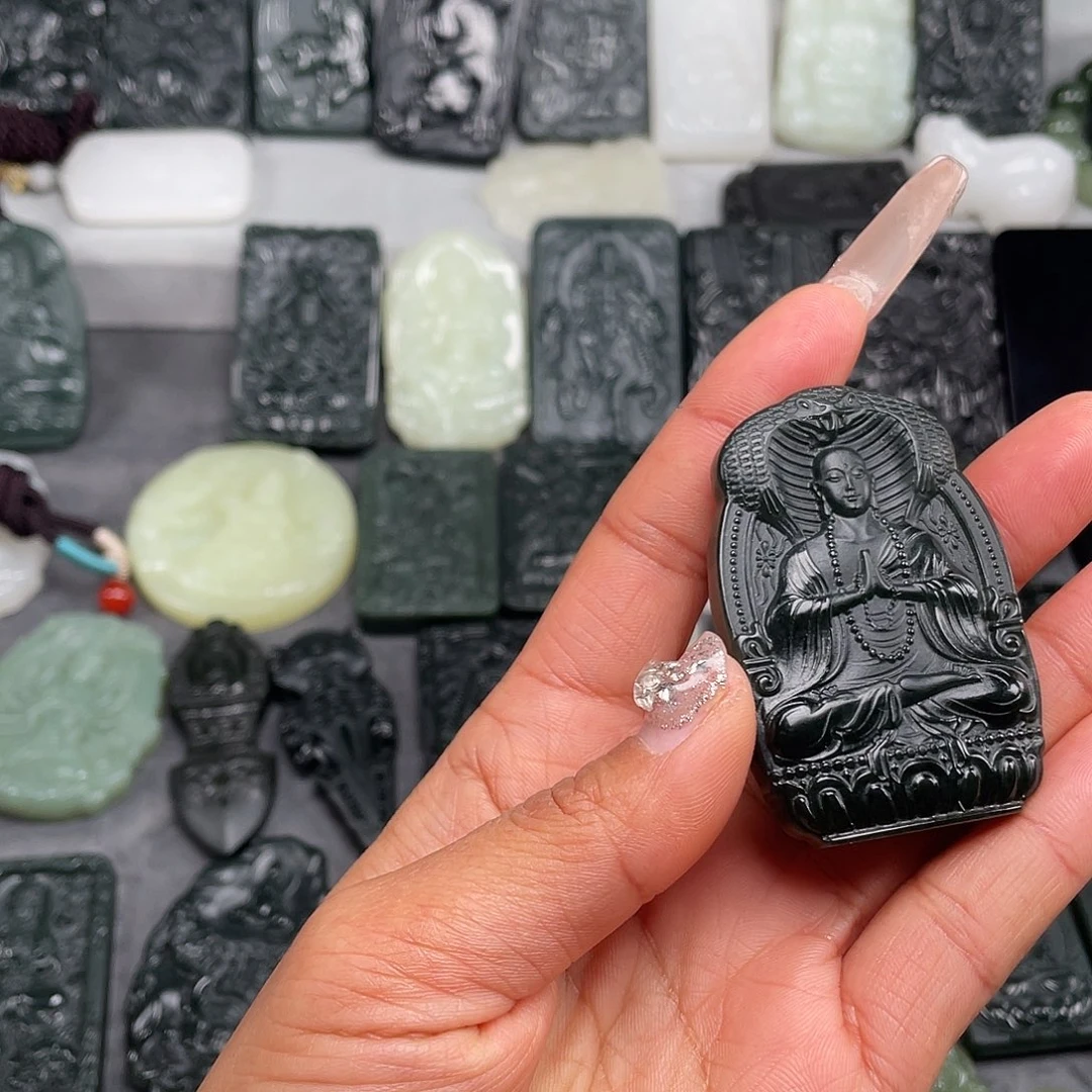 和田玉未镶嵌颈饰