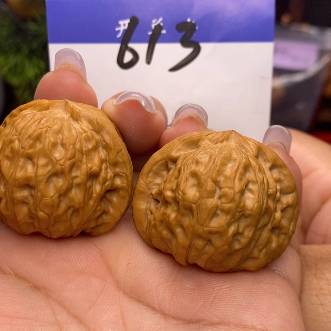 文玩核桃吊坠凤凰山。小众全品。边38。丹