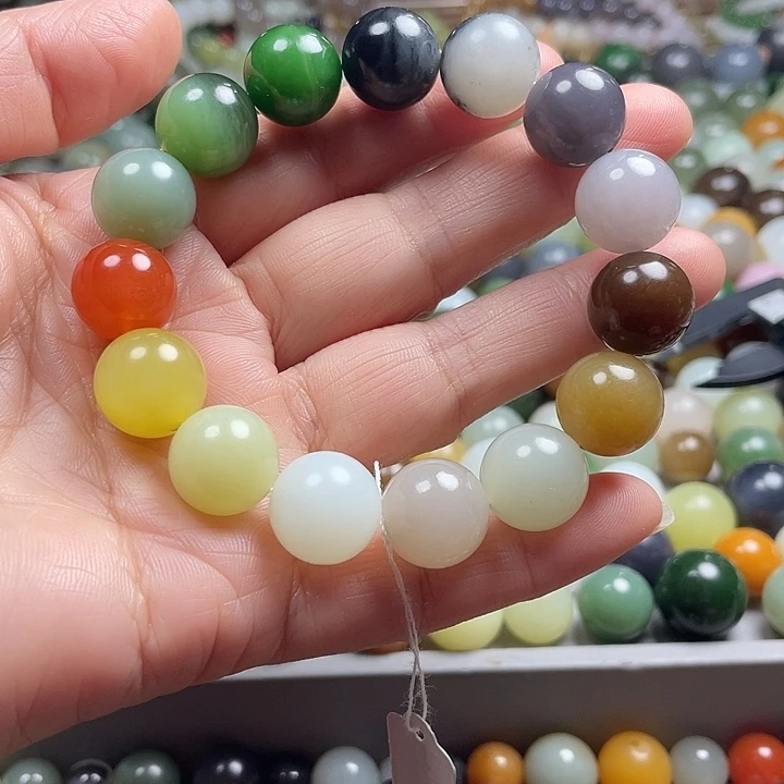 未镶嵌和田玉车挂