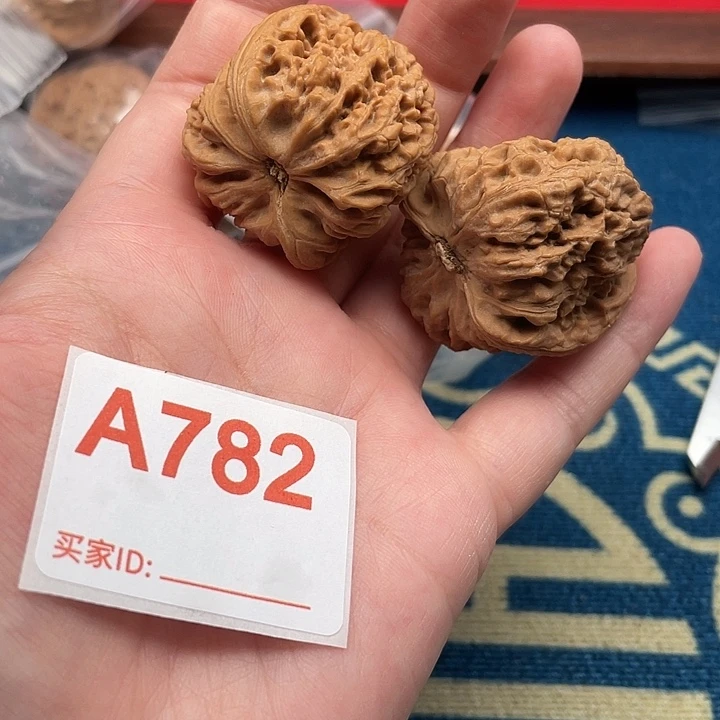 文玩核桃把件核桃