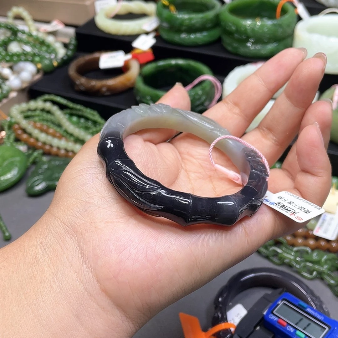 和田玉手镯59圈口63未镶嵌