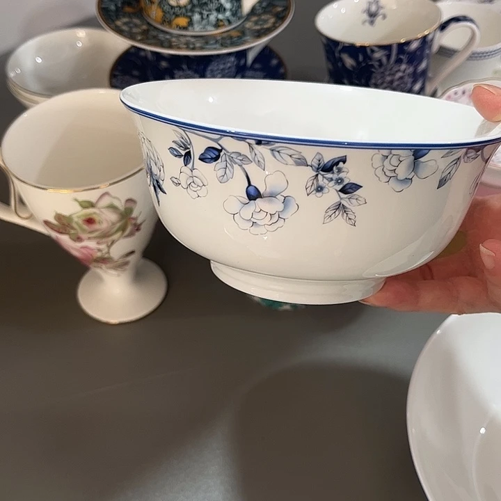 瓷片微瑕骨瓷面碗一个蓝孔雀