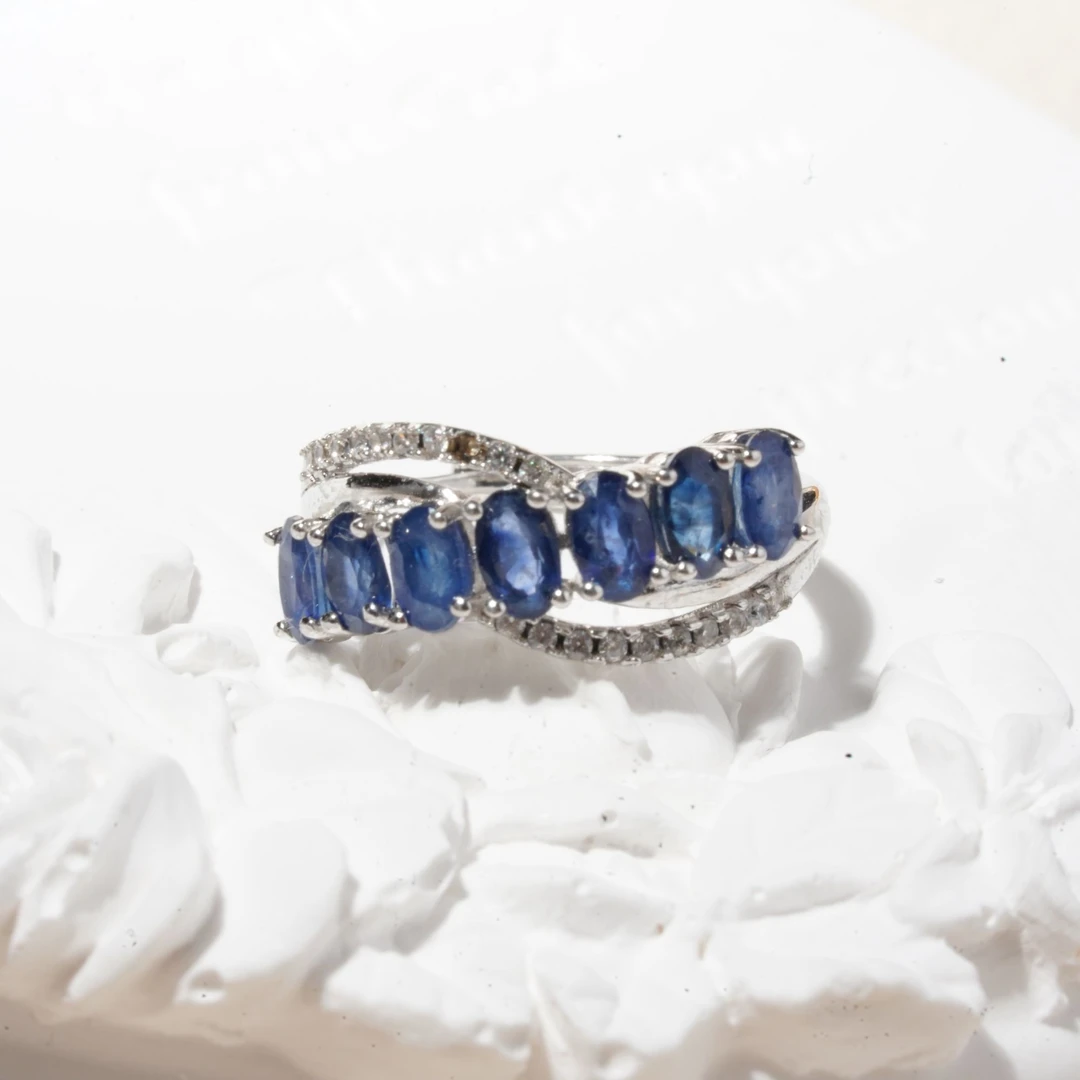 JSLBJ0103-蓝宝石戒指（20分左右*7颗）