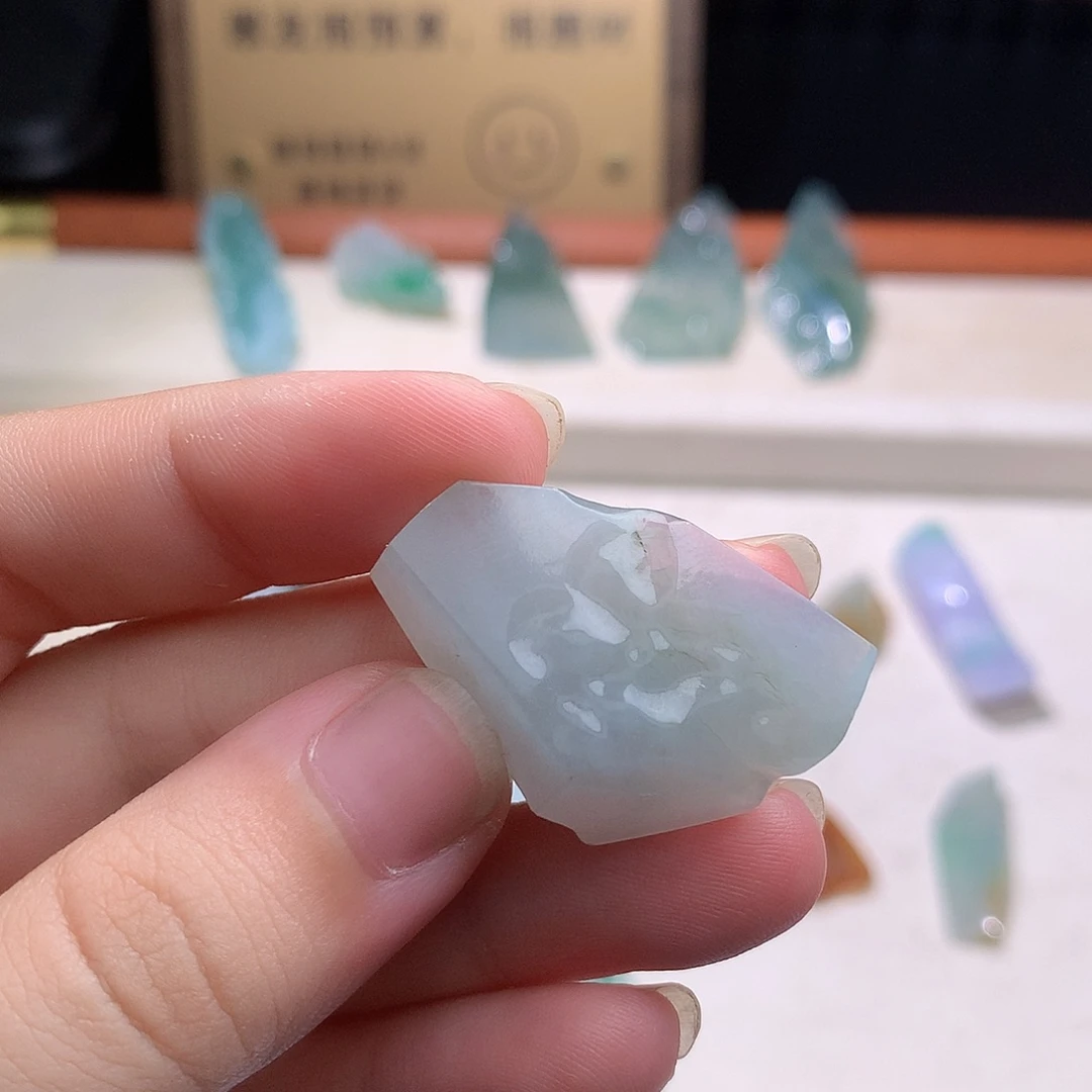 颈饰未镶嵌翡翠福利