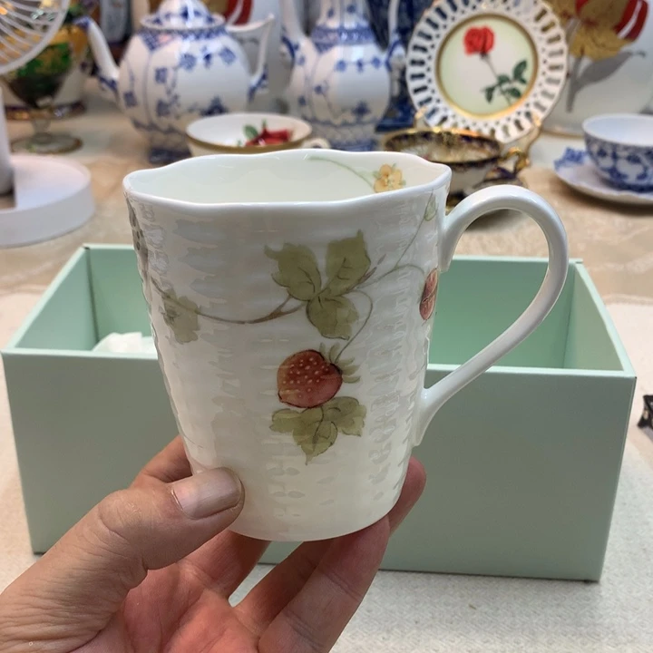 紫砂金瓷阁精品瓷器店