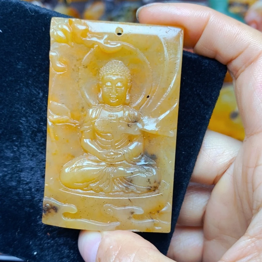 石英质玉（黄龙玉）未镶嵌颈饰