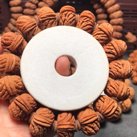 念***雨手串桃核刺龙手串2116