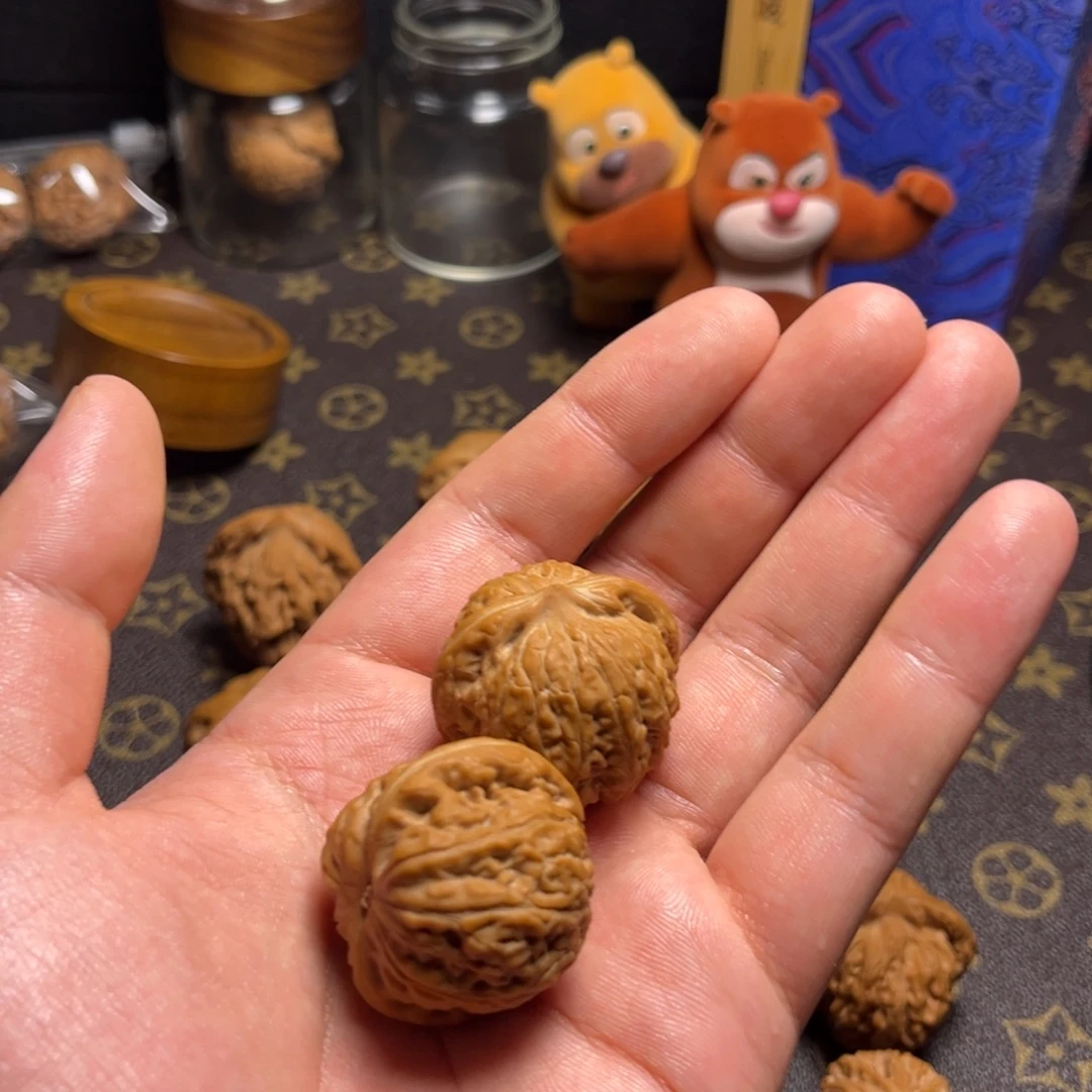 A***0文玩核桃把件乾隆磨34尺