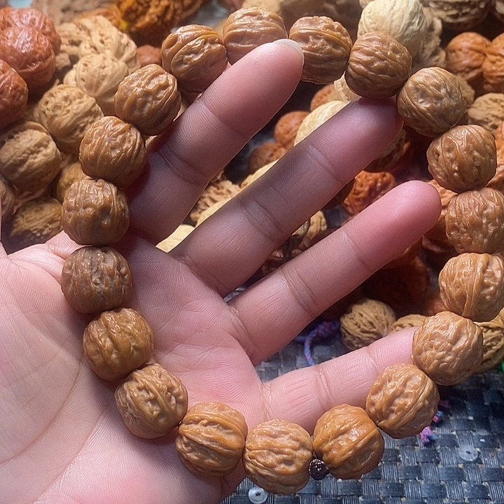 微***.文玩核桃吊坠树王