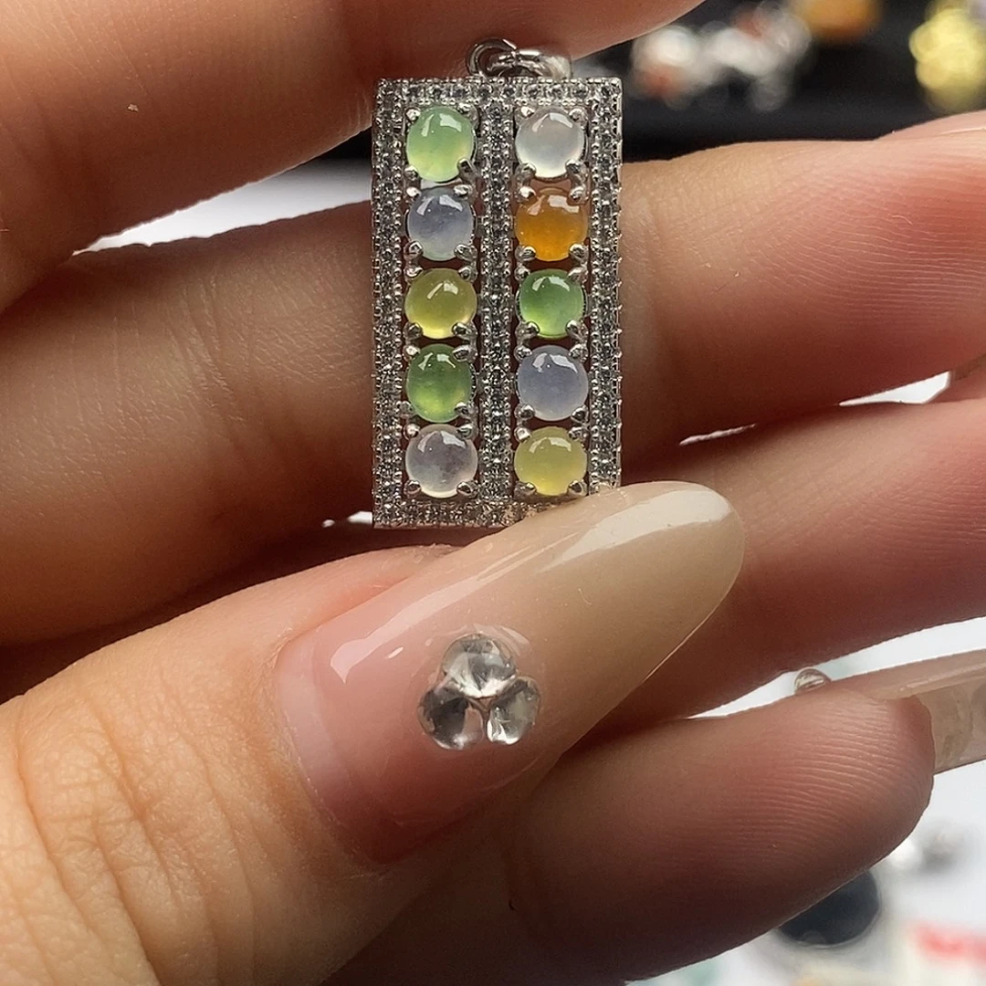 翡翠未镶嵌戒指翡翠