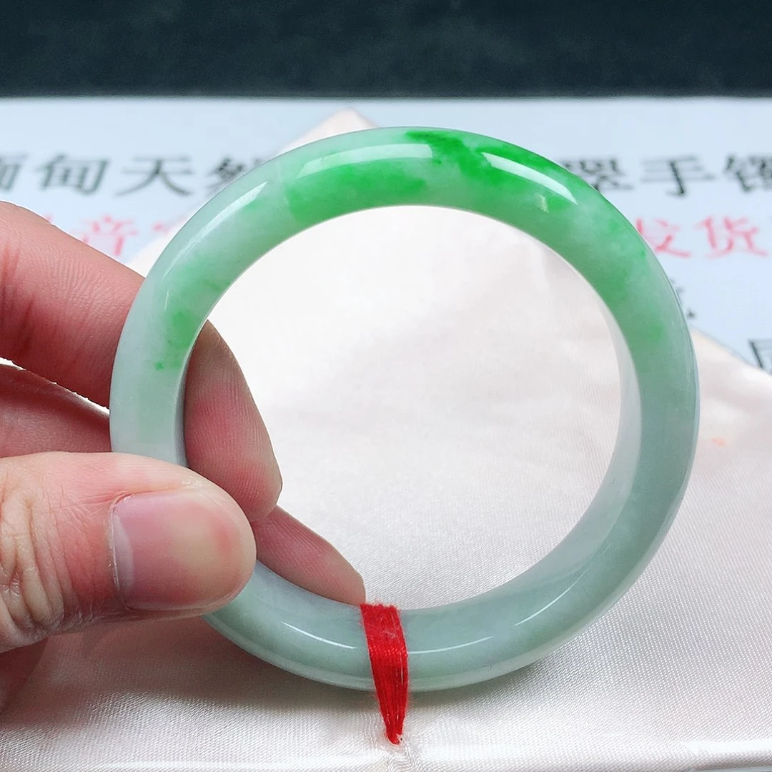 翡翠手镯未镶嵌圈53