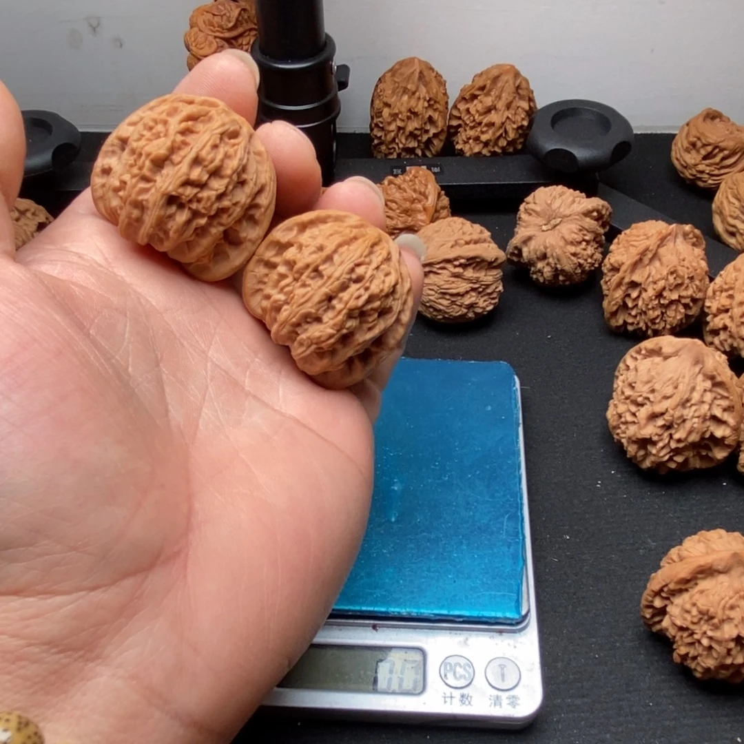 x***7桃核把件文玩核头