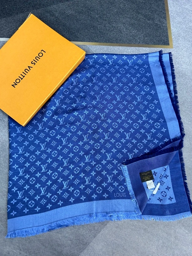 lv路易威登蓝色满印围巾95新