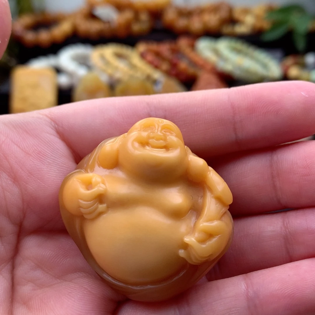 赤***赤石英质玉未镶嵌颈饰