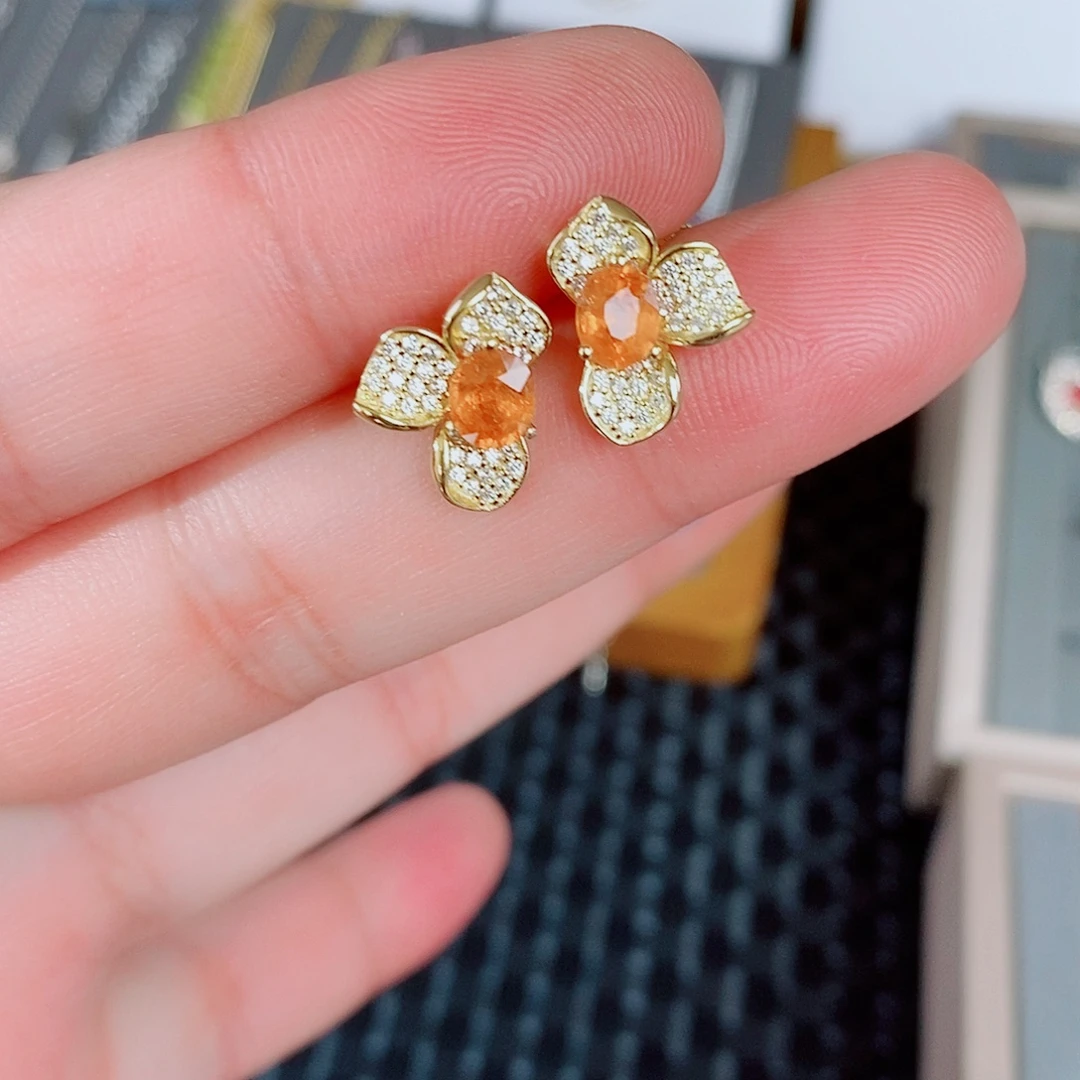 银S925镶嵌耳饰石榴石（芬达石）