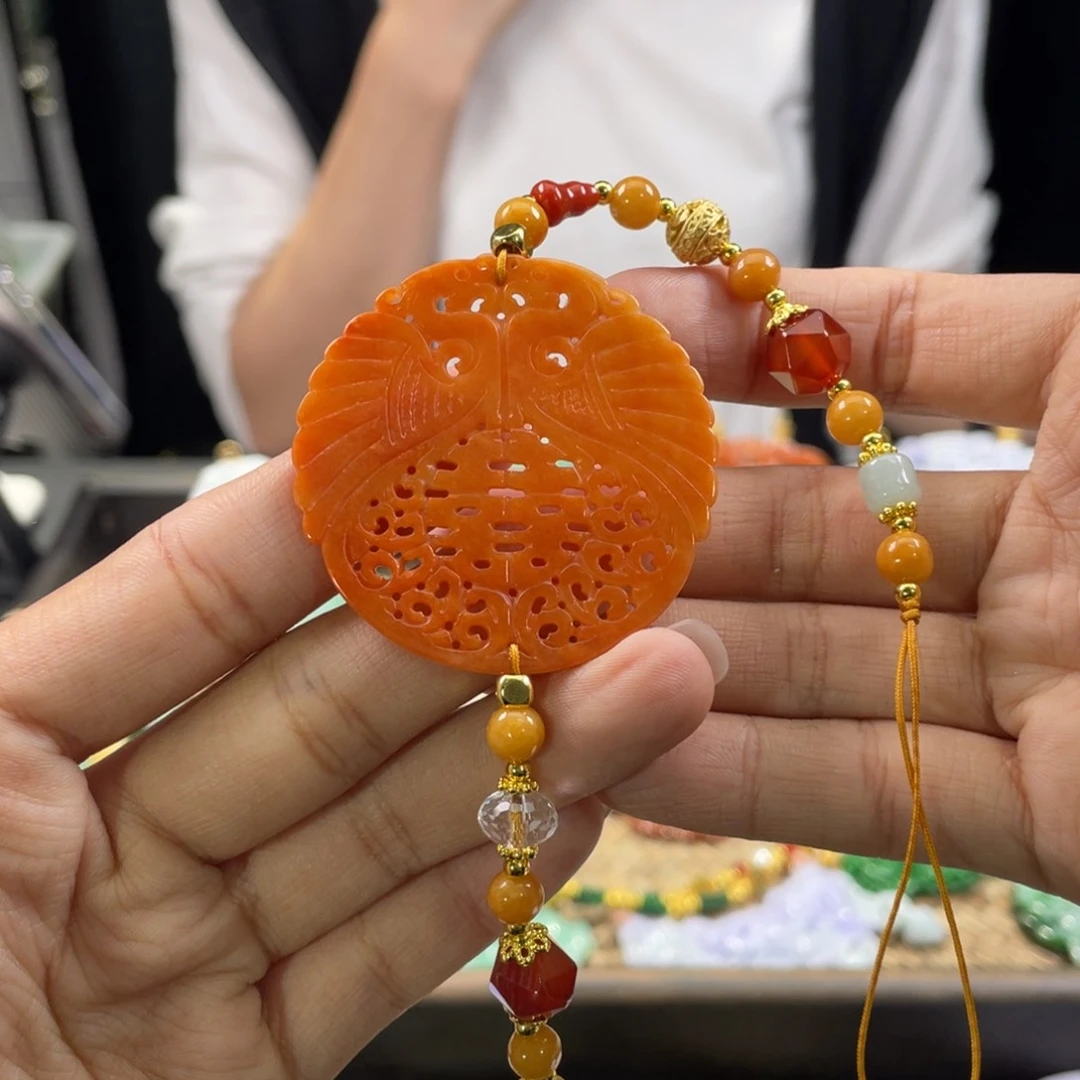 翡翠颈饰未镶嵌乾****马代编织