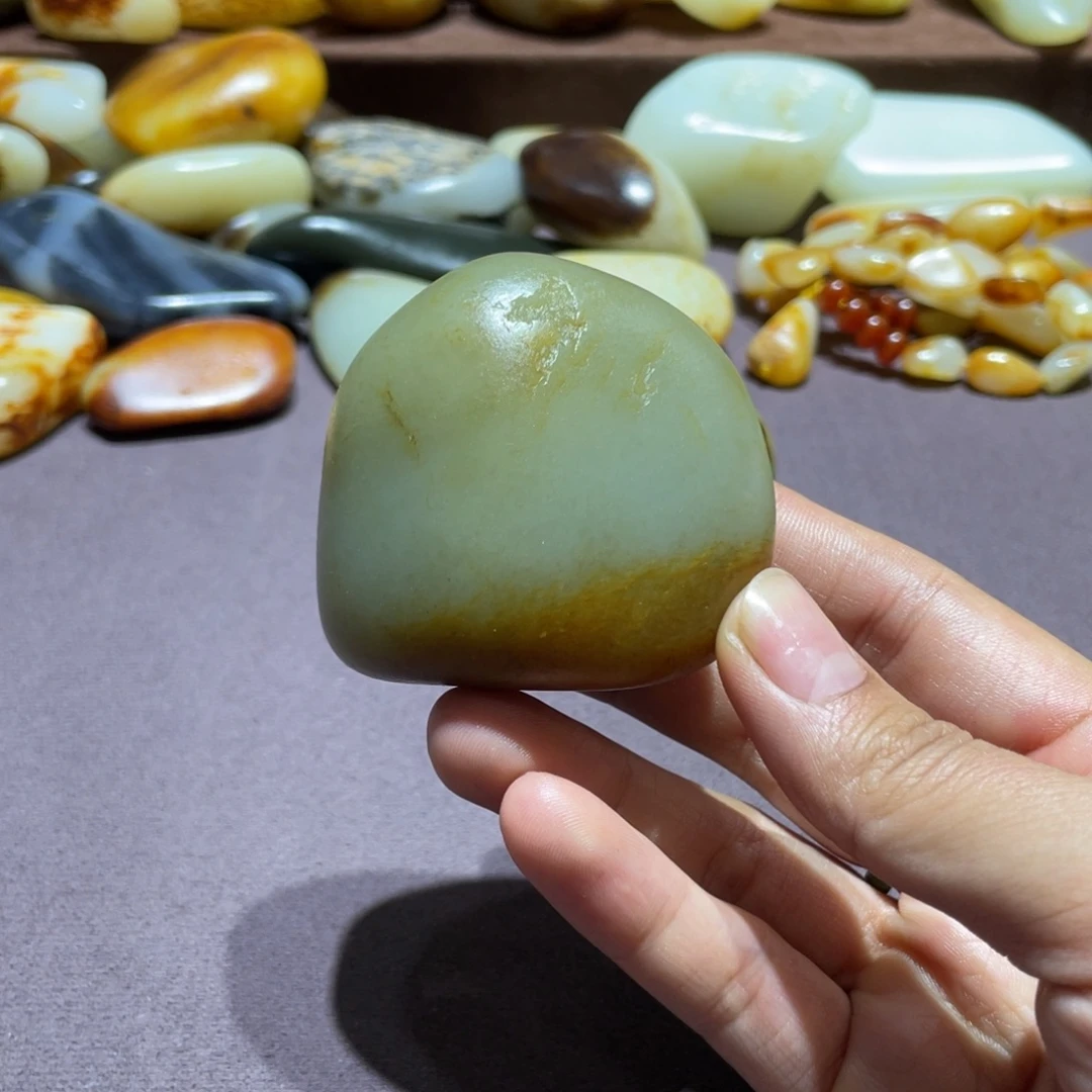 和田玉（子料）未镶嵌挂件181.8