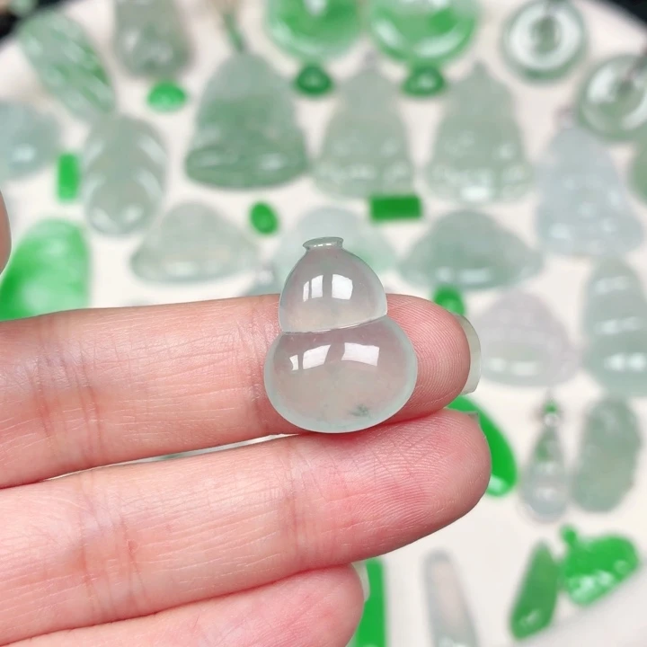 颈饰未镶嵌翡翠缅甸天然A货翡翠