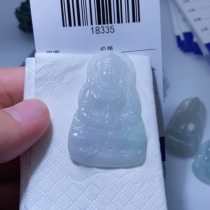 颈饰未镶嵌翡翠天光墟翡翠市场现金代购