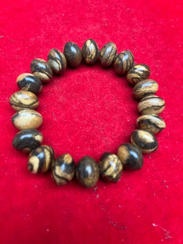 J链接281号文玩手串