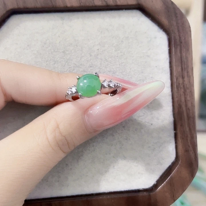 翡翠未镶嵌颈饰天然翡翠Ａ货