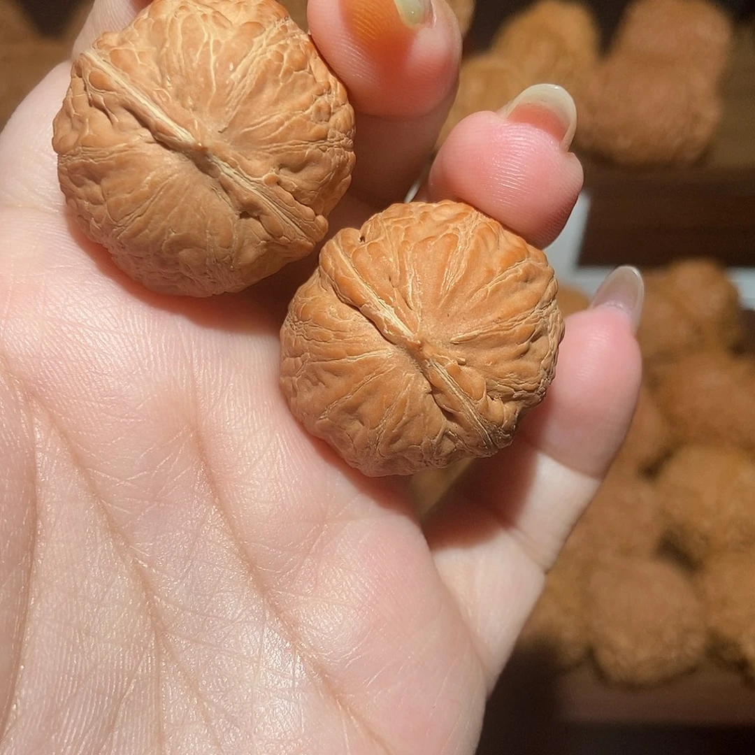 文玩核桃吊坠二日红31