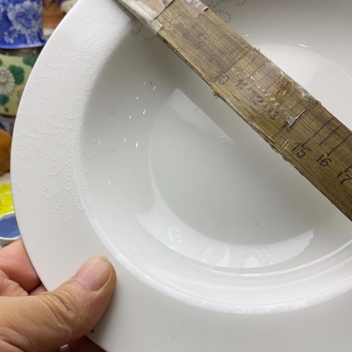 一天只喝一点奶茶和两