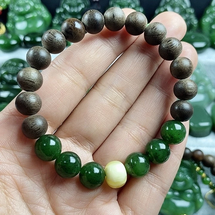 和田玉（碧玉）未镶嵌颈饰