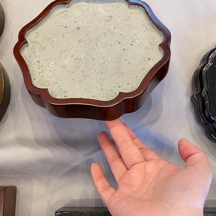 金砖大漆壶承一个